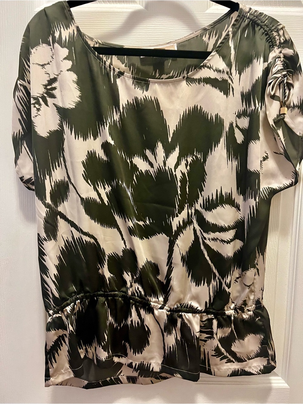 MICHAEL Michael Kors Black Bronze Abstract Floral Ruched Sleeve Blouse M